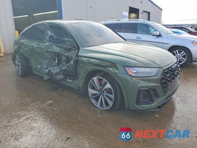 Czwarte zdjęcie samochodu z boku: 2021 AUDI SQ5 SPORTBACK PRESTIGE VIN:WA134AFY2M2100402 - miniatura