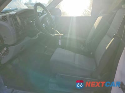 Zdjęcie 7 z 12 samochodu: 2007 GMC SIERRA K2500 HEAVY DUTY VIN:1GTHK24K47E549394 - miniatura