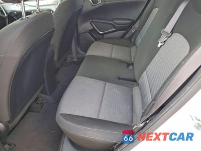 Zdjęcie 10 z 11 samochodu: 2021 KIA SOUL LX VIN:KNDJ23AU0M7794822 - miniatura