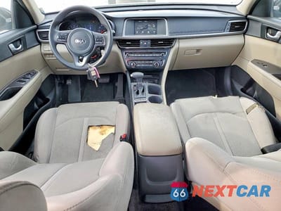 Zdjęcie 8 z 12 samochodu: 2018 KIA OPTIMA LX VIN:5XXGT4L36JG268747 - miniatura