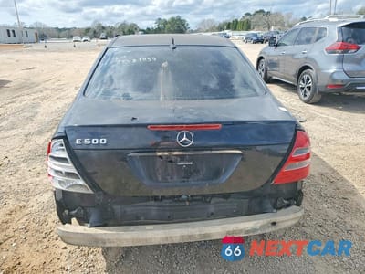 Zdjęcie 6 z 11 samochodu: 2005 MERCEDES-BENZ E 500 VIN:WDBUF70J35A724220 - miniatura