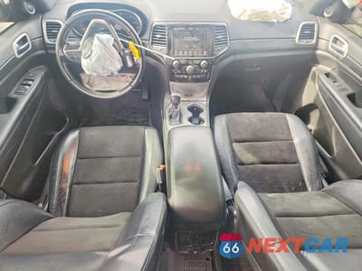 Zdjęcie 8 z 13 samochodu: 2021 JEEP GRAND CHEROKEE LAREDO VIN:1C4RJEAG9MC596985 - miniatura