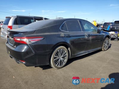 Trzecie zdjęcie samochodu z tyłu: 2019 TOYOTA CAMRY HYBRID VIN:4T1B21HK4KU011279 - miniatura
