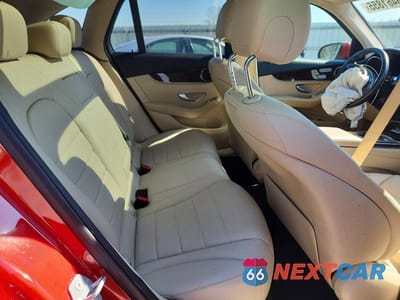 Zdjęcie 10 z 12 samochodu: 2019 MERCEDES-BENZ GLC 300 VIN:WDC0G4JB0KF573283 - miniatura