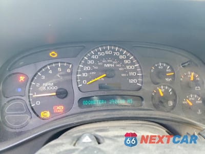 Zdjęcie 9 z 12 samochodu: 2005 GMC NEW SIERRA K1500 VIN:2GTEK13T751400631 - miniatura