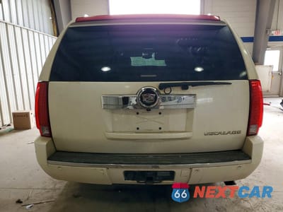 Zdjęcie 6 z 12 samochodu: 2009 CADILLAC ESCALADE ESV LUXURY VIN:1GYFK26249R261515 - miniatura