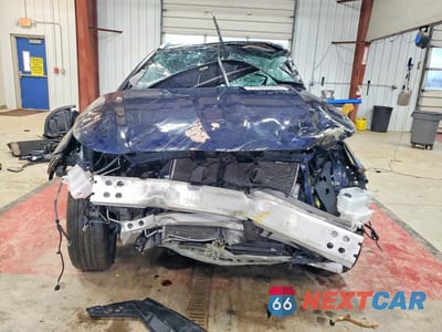 Piąte zdjęcie samochodu w środku: 2023 TOYOTA HIGHLANDER VIN:5TDKDRBHXPS527538 - miniatura