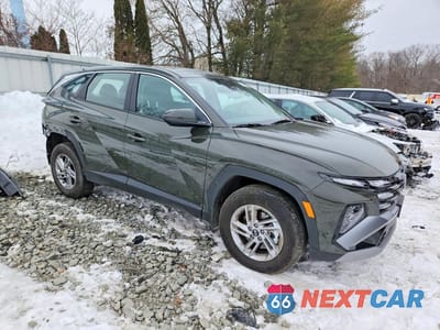 Czwarte zdjęcie samochodu z boku: 2026 HYUNDAI TUCSON SE VIN:5NMJACDE1TH632695 - miniatura