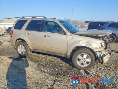 Czwarte zdjęcie samochodu z boku: 2011 FORD ESCAPE XLT VIN:1FMCU0D79BKB54234 - miniatura