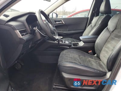 Zdjęcie 7 z 13 samochodu: 2023 MITSUBISHI OUTLANDER SE VIN:JA4J4UA88PZ033400 - miniatura