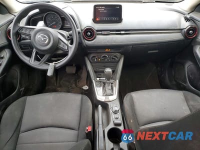 Zdjęcie 8 z 13 samochodu: 2018 MAZDA CX-3 SPORT VIN:JM1DKFB76J0319025 - miniatura