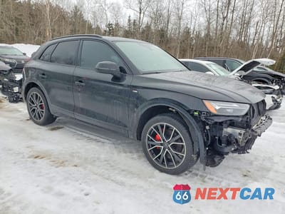 Czwarte zdjęcie samochodu z boku: 2024 AUDI Q5 PREMIUM PLUS 45 VIN:WA1EAAFYXR2122169 - miniatura