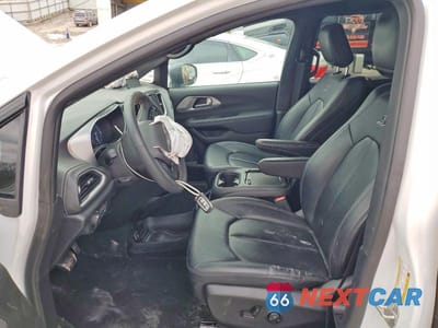 Zdjęcie 7 z 12 samochodu: 2024 CHRYSLER PACIFICA TOURING L VIN:2C4RC3BG6RR161286 - miniatura