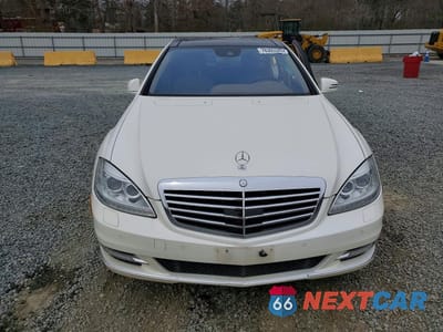 Piąte zdjęcie samochodu w środku: 2012 MERCEDES-BENZ S 550 4MATIC VIN:WDDNG9EB7CA424246 - miniatura
