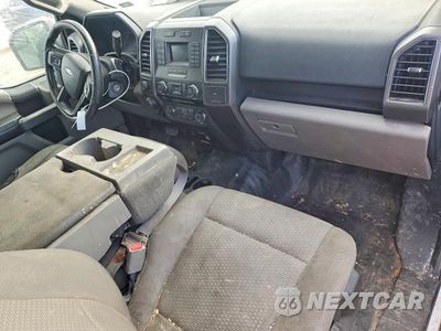 Zdjęcie 8 z 12 samochodu: 2017 FORD F150 XLT 4WD V6 EXT CAB 3.5L VIN:1FTFX1EG8HKD04694 - miniatura