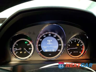 Zdjęcie 9 z 12 samochodu: 2009 MERCEDES-BENZ C 300 4MATIC VIN:WDDGF81X19R050511 - miniatura