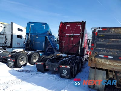 Czwarte zdjęcie samochodu z boku: 2017 VOLVO VN VNL VIN:4V4NC9EH4HN965821 - miniatura