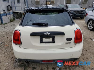 Zdjęcie 6 z 12 samochodu: 2018 MINI COOPER VIN:WMWXU1C55J2F79895 - miniatura