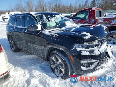 Czwarte zdjęcie samochodu z boku: 2024 JEEP GRAND CHEROKEE LIMITED 4XE VIN:1C4RJYB63R8957421 - miniatura
