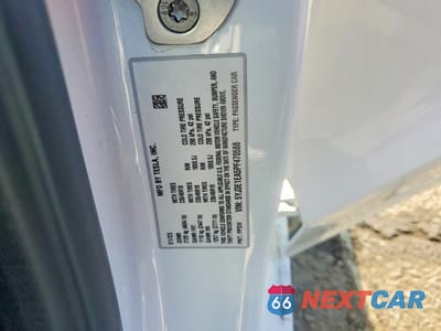 Zdjęcie 12 z 12 samochodu: 2023 TESLA MODEL 3 VIN:5YJ3E1EA5PF470588 - miniatura