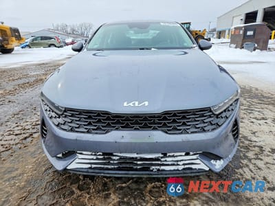 Piąte zdjęcie samochodu w środku: 2022 KIA K5 LXS VIN:5XXG14J24NG145700 - miniatura