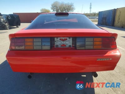 Zdjęcie 6 z 12 samochodu: 1986 CHEVROLET CAMARO VIN:1G1FP87HXGL158248 - miniatura