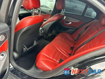 Piąte zdjęcie samochodu w środku: 2015 MERCEDES-BENZ C 400 4MATIC VIN:55SWF6GBXFU027461 - miniatura