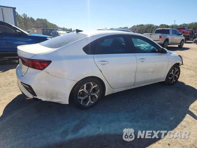 Trzecie zdjęcie samochodu z tyłu: 2021 KIA FORTE FE VIN:3KPF24AD6ME403281 - miniatura