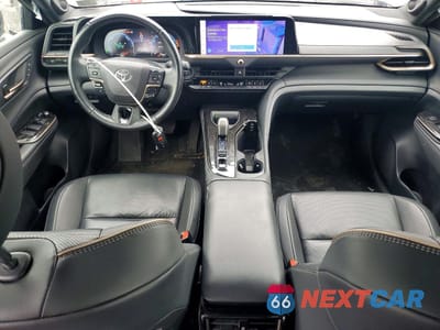 Zdjęcie 8 z 12 samochodu: 2024 TOYOTA CROWN LIMITED VIN:JTDAAAAF2R3030039 - miniatura