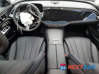 Zdjęcie 8 z 11 samochodu: 2026 MERCEDES-BENZ E 350 4MATIC VIN:W1KLF4HB5TA240531 - miniatura