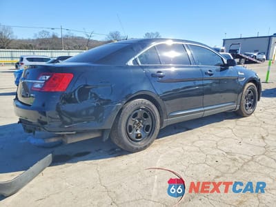 Trzecie zdjęcie samochodu z tyłu: 2014 FORD TAURUS POLICE INTERCEPTOR VIN:1FAHP2MK3EG120210 - miniatura