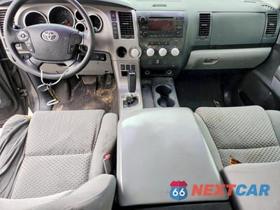 Zdjęcie 8 z 11 samochodu: 2013 TOYOTA TUNDRA GRADE VIN:5TFEM5F16DX066363 - miniatura