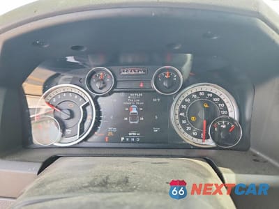 Zdjęcie 9 z 12 samochodu: 2019 RAM 1500 CLASSIC SLT VIN:1C6RR7LT4KS523340 - miniatura