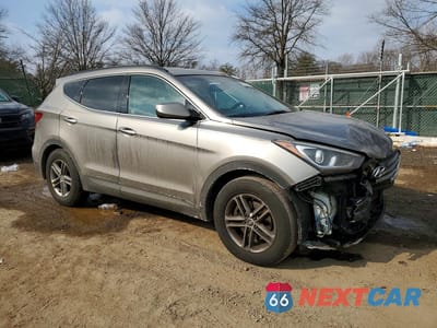 Czwarte zdjęcie samochodu z boku: 2017 HYUNDAI SANTA FE SPORT VIN:5XYZU3LB7HG388943 - miniatura