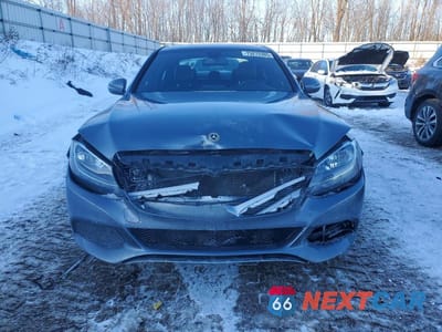 Piąte zdjęcie samochodu w środku: 2018 MERCEDES-BENZ C 300 4MATIC VIN:55SWF4KB6JU281883 - miniatura