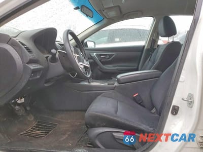 Zdjęcie 7 z 12 samochodu: 2017 NISSAN ALTIMA 2.5 VIN:1N4AL3AP2HN329196 - miniatura