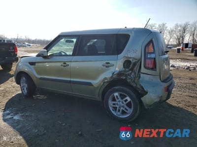 Drugie zdjęcie samochodu z przodu: 2011 KIA SOUL + VIN:KNDJT2A29B7331662 - miniatura