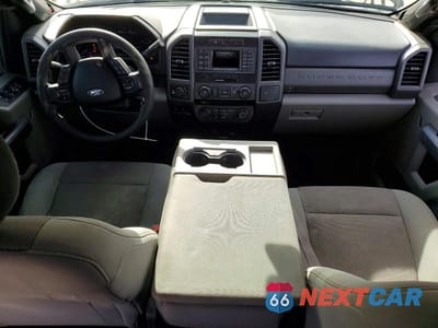 Zdjęcie 8 z 12 samochodu: 2017 FORD F250 SUPER DUTY VIN:1FT7W2B69HEB28410 - miniatura
