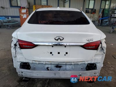 Zdjęcie 6 z 12 samochodu: 2019 INFINITI Q50 LUXE VIN:JN1EV7AP0KM540085 - miniatura