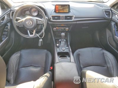 Zdjęcie 8 z 12 samochodu: 2017 MAZDA 3 GRAND TOURING VIN:JM1BN1M35H1122198 - miniatura
