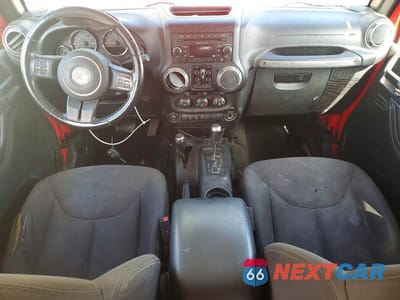 Zdjęcie 8 z 12 samochodu: 2015 JEEP WRANGLER UNLIMITED SPORT VIN:1C4BJWDG9FL635967 - miniatura