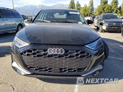 Piąte zdjęcie samochodu w środku: 2025 AUDI A3 PREMIUM VIN:WAUGUDGY5SA038128 - miniatura