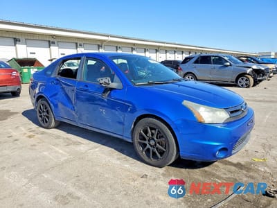 Czwarte zdjęcie samochodu z boku: 2010 FORD FOCUS SES VIN:1FAHP3GN2AW114748 - miniatura