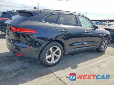Trzecie zdjęcie samochodu z tyłu: 2017 JAGUAR F-PACE PREMIUM VIN:SADCJ2BV5HA883599 - miniatura