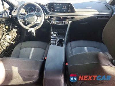Zdjęcie 8 z 13 samochodu: 2022 HYUNDAI SONATA SEL VIN:5NPEL4JA8NH138326 - miniatura