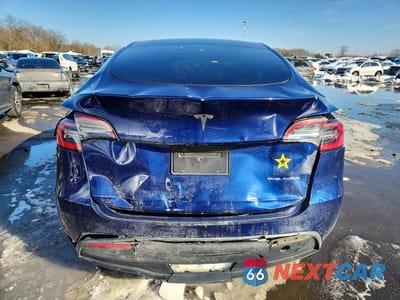 Zdjęcie 6 z 13 samochodu: 2021 TESLA MODEL Y VIN:5YJYGDEE3MF069895 - miniatura