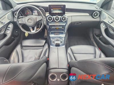 Zdjęcie 8 z 11 samochodu: 2016 MERCEDES-BENZ C 300 4MATIC VIN:55SWF4KB0GU147427 - miniatura