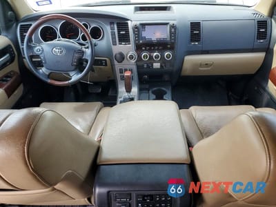 Zdjęcie 8 z 13 samochodu: 2013 TOYOTA SEQUOIA PLATINUM VIN:5TDYY5G18DS048453 - miniatura