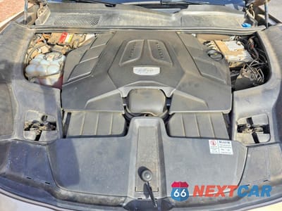 Zdjęcie 7 z 10 samochodu: 2019 PORSCHE CAYENNE S VIN:WP1AB2AY1KDA60930 - miniatura