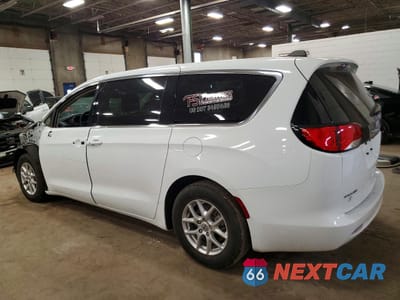 Drugie zdjęcie samochodu z przodu: 2023 CHRYSLER VOYAGER LX VIN:2C4RC1CG7PR525084 - miniatura